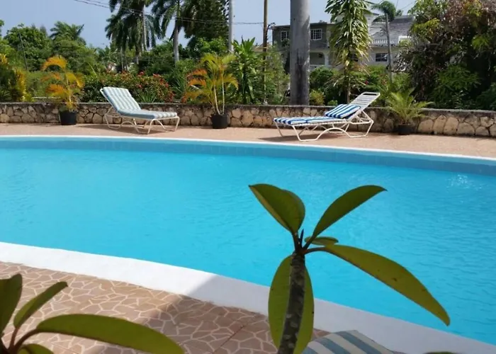Chaudhry Second Floor Single Hotel Montego Bay
