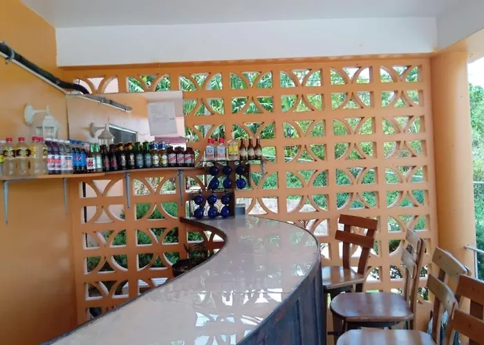 Hotel Chaudhry Second Floor Single Montego Bay
